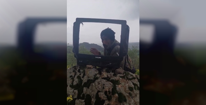 Elazığ’da çoban, kırık televizyonla hava durumu sunup doluya karşı uyardı