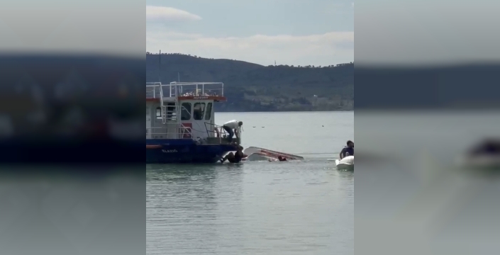Elazığ’da deniz bisikleti devrildi: 2 kişi kurtarıldı