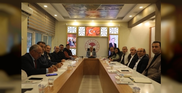 Elazığ’da meyvecilik sektörü masaya yatırıldı