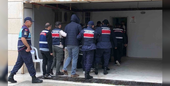 Elazığ’da özel sağlık kuruluşlarına operasyon: 9 şüpheli tutuklandı