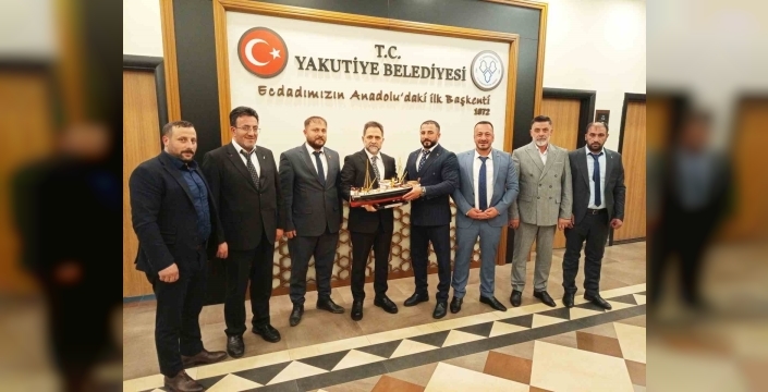 Emre Akoğan’dan Başkan Uçar’a ziyaret; Oto sanayi esnafına taziye evi müjdesi