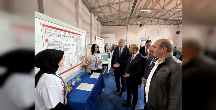 Erzincan Lisesinde Bilim Fuarı düzenlendi