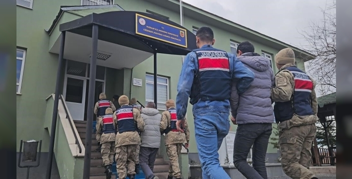 Erzurum’da 73 düzensiz göçmen yakalandı