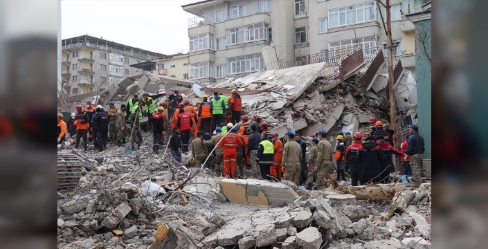 Eski Belediye Başkanı Erkal’a depremde yıkılan binayla ilgili davada 4 yıl hapis