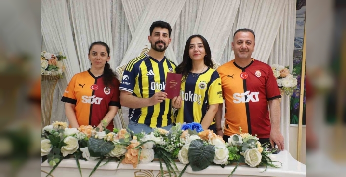Ezeli rekabet nikah salonunda dostluğa dönüştü
