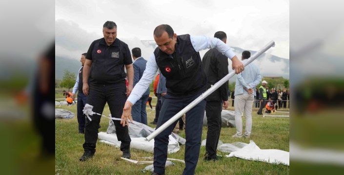 Iğdır çadır kent yönetiminde Türkiye’ye örnek olmayı hedefliyor
