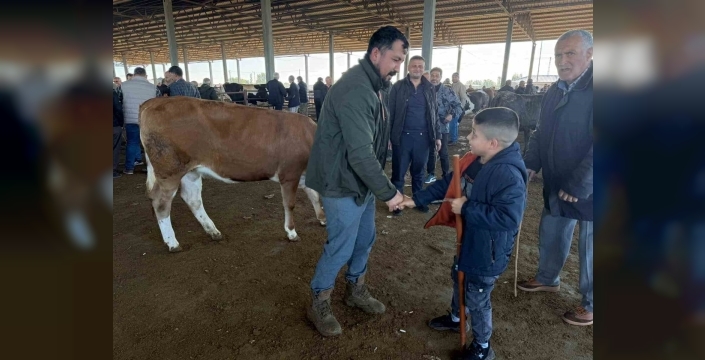 Iğdır’da kurban pazarlıkları sürüyor: Vatandaş küçükbaşa yöneldi