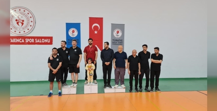 İnönü Üniversitesi, Masa Tenisi Kurumlar Ligi’nde Malatya ikincisi oldu