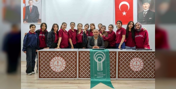 Lisesi öğrencileriyle