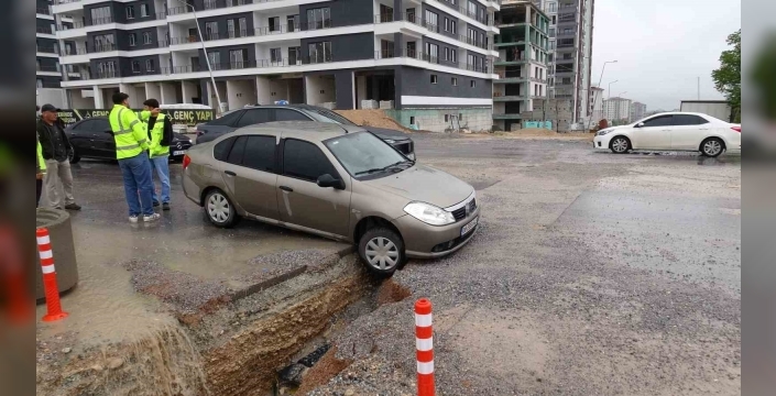 Malatya’da yol kenarındaki çukur kazalara neden oldu