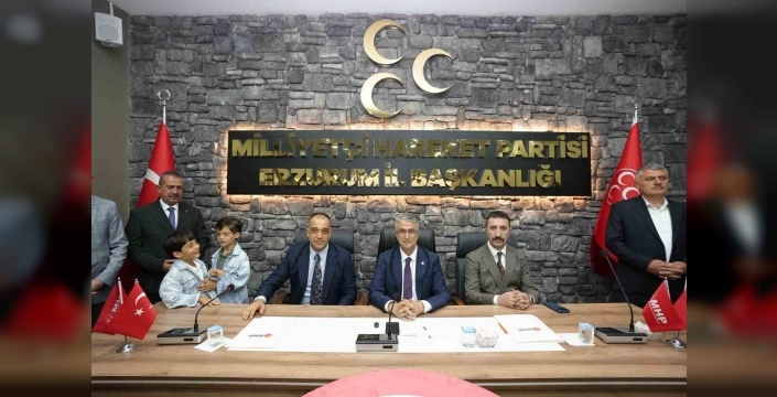 MHP’de bayramlaşma coşkusu