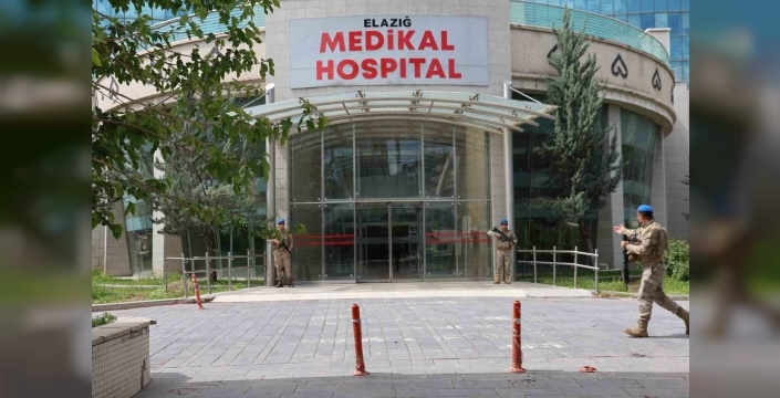 Operasyon düzenlenen hastanede yoğun bakımdaki hastaların cihaza bağlı olmadığı ortaya çıktı