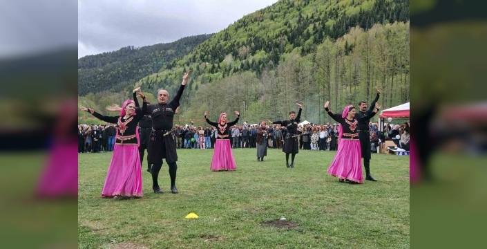 Posof’ta 19 Mayıs coşkusu: Gençlerin gösterileri nefes kesti