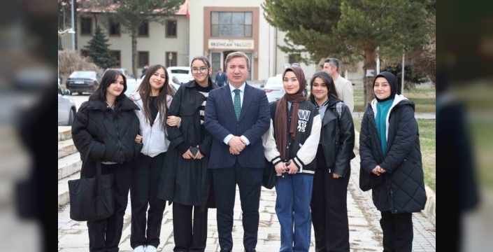 Vali Aydoğdu’dan gençlere umut dolu mesaj