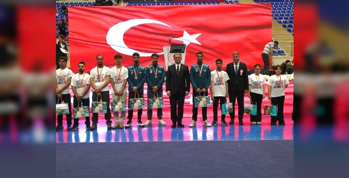 Van’da 19 Mayıs coşkusu
